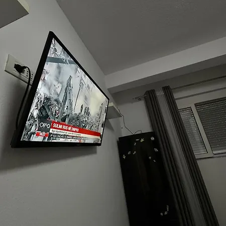 Pensionat Sara Tirana